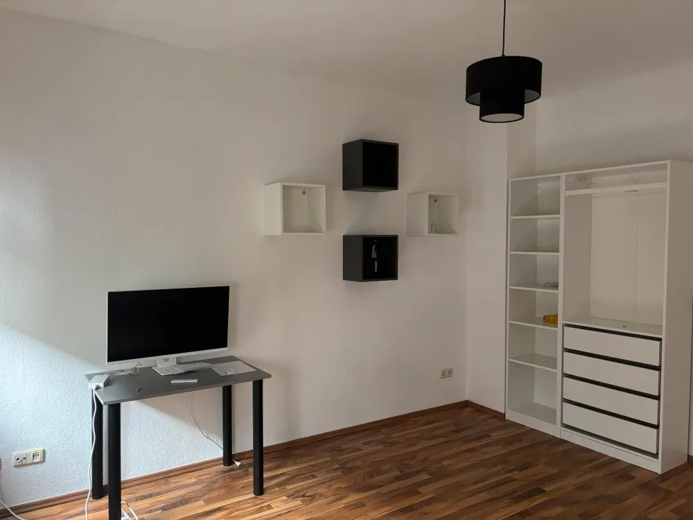 Helle 1- Zimmer- Wohnung, 29 m2, mit Einbauküche