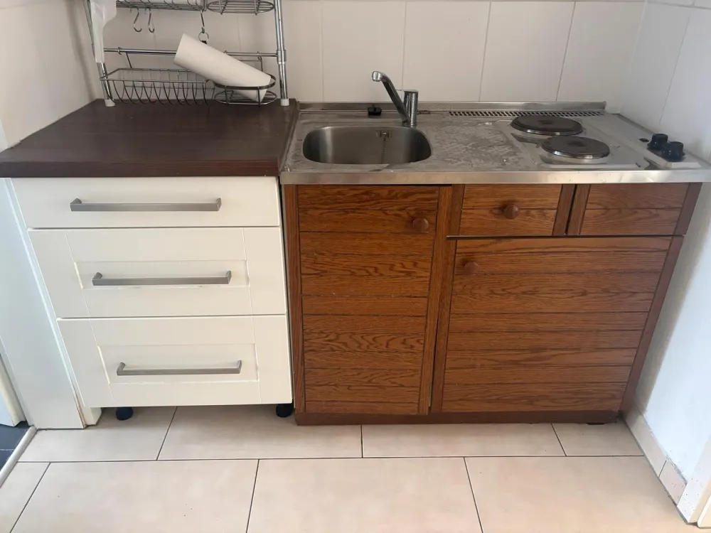 Helle 1- Zimmer- Wohnung, 29 m2, mit Einbauküche