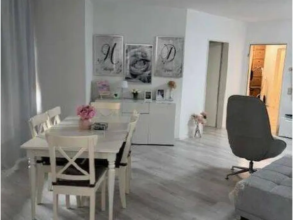 Schöne 2-Zimmer Wohnung In Köln Dellbrück