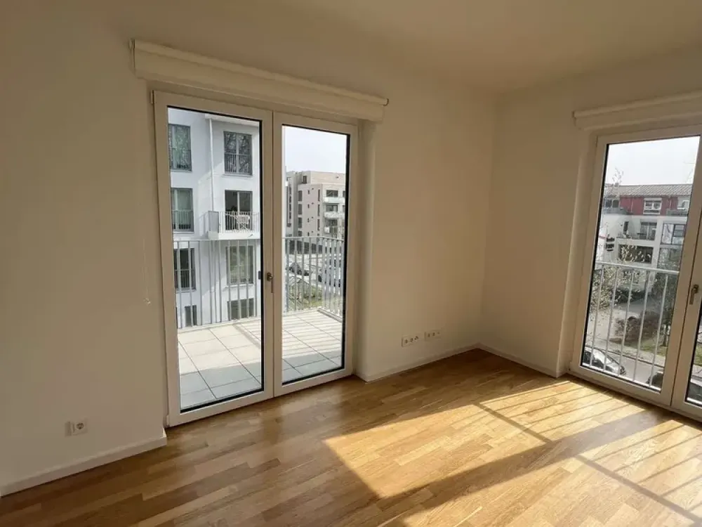 4 Zimmer mit großer Terrasse