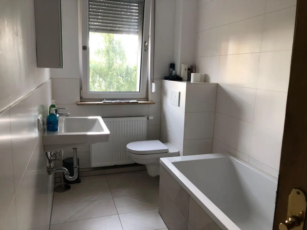 ✨ Helles WG-Zimmer in zentraler 5er-WG in Nürnberg