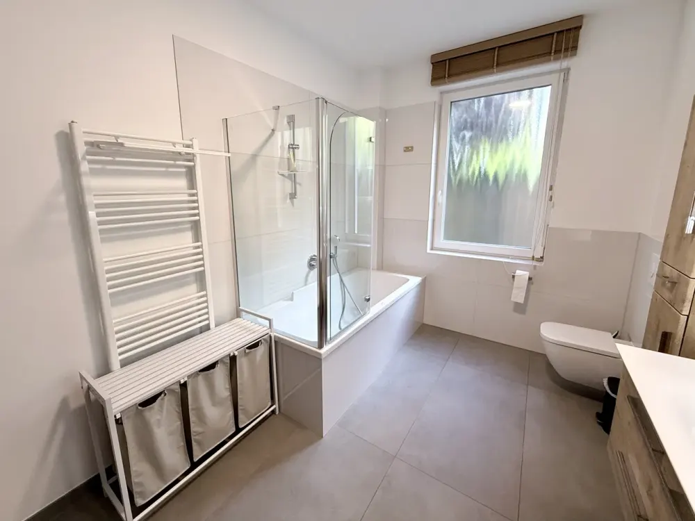 Modern & nachhaltig Wohnen - Neuwertige 3 Zimmer Wohnung im Berliner Speckgürtel in Hohen Neuendorf