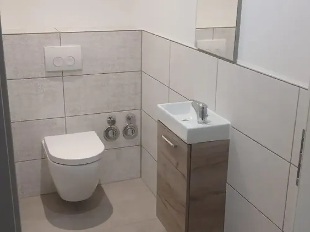 Schöne Erdgeschoss Wohnung, frisch saniert