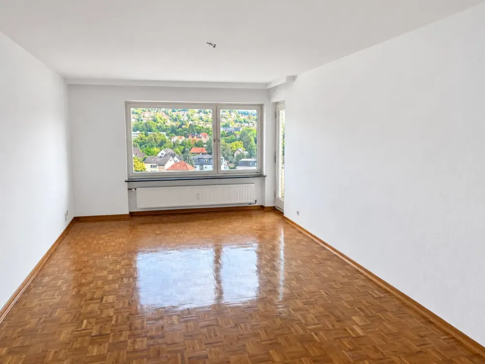 4-Room Apartment with Dreamlike Panoramic View over Hann. Münden, South Balcony & Garage
