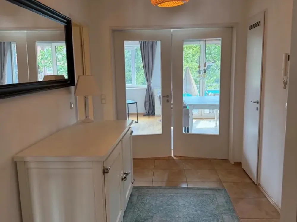 Zentrale 2-Zimmerwohnung in Barmbek-Süd (Grenze Uhlenhorst) mit Balkon