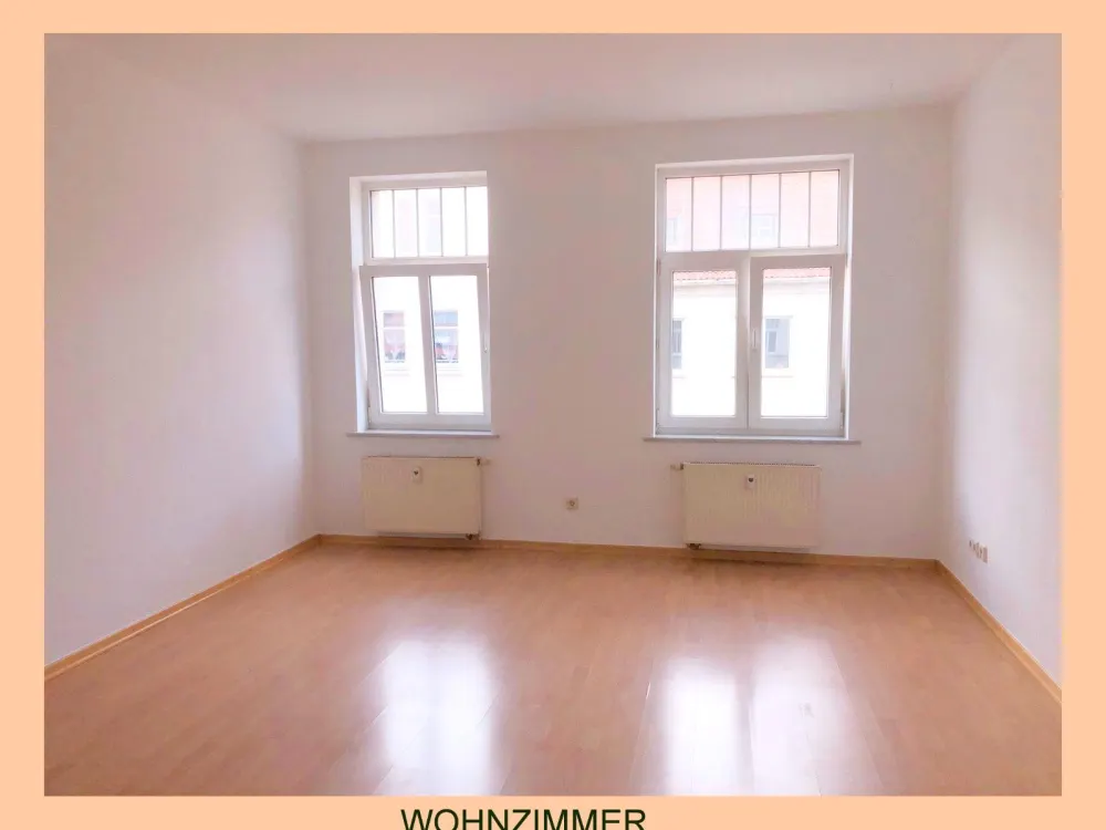 :-) 3-Raum-Wohnung mit WOHNKÜCHE & BALKON / im Altbau