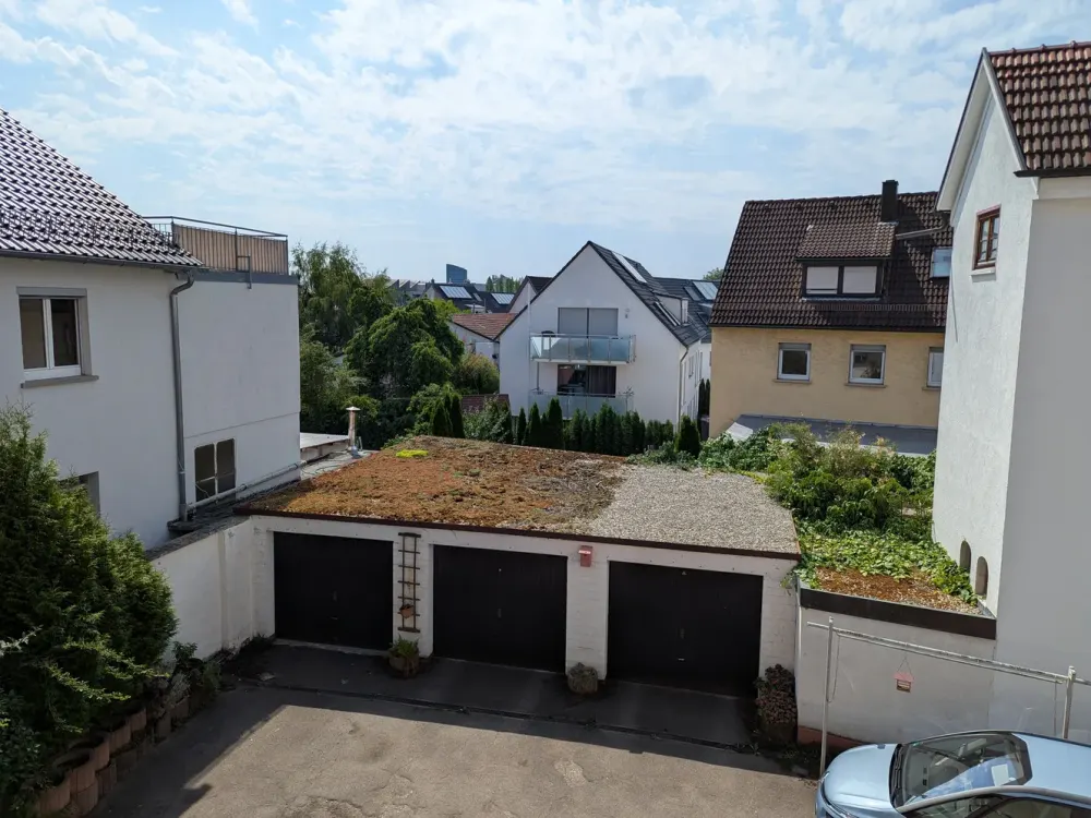 Zentrale 2-Zimmer-Wohnung mit Balkon und Aussicht in Stuttgart-Vaihingen
