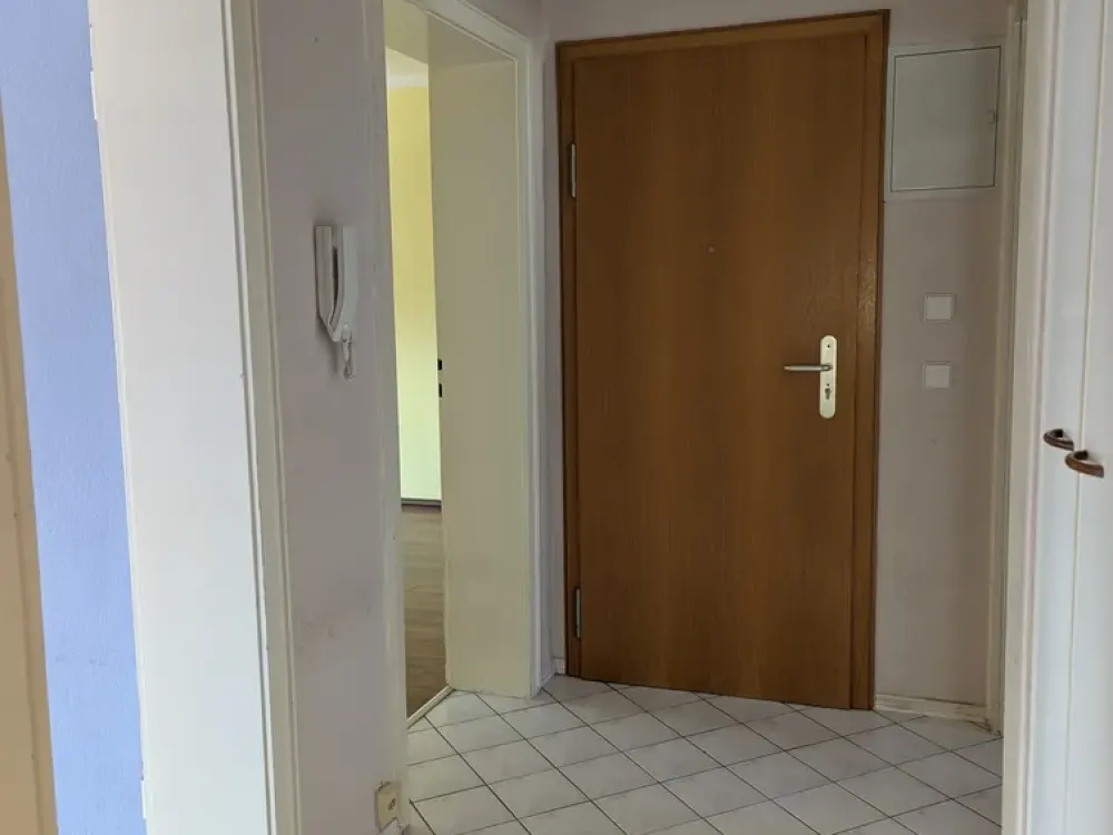 Zentrale 2-Zimmer-Wohnung mit Balkon und Aussicht in Stuttgart-Vaihingen