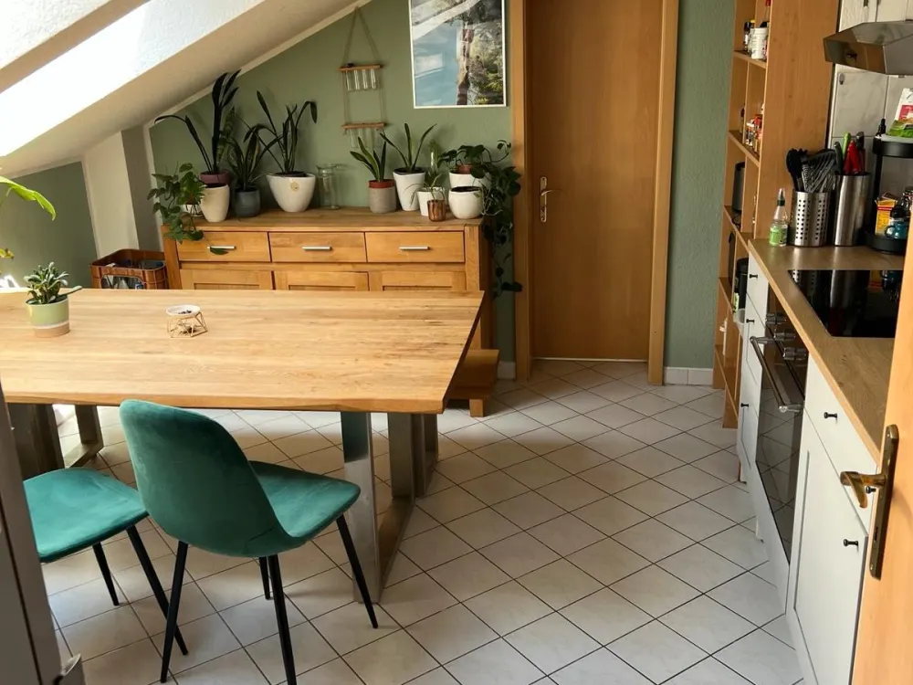 Untermiete, Möblierte 2-Zimmer-Dachterrassenwohnung in Leipzig Z