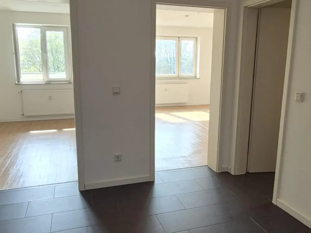 Biete Wohnung in Köln suche Wohnung in Hamburg