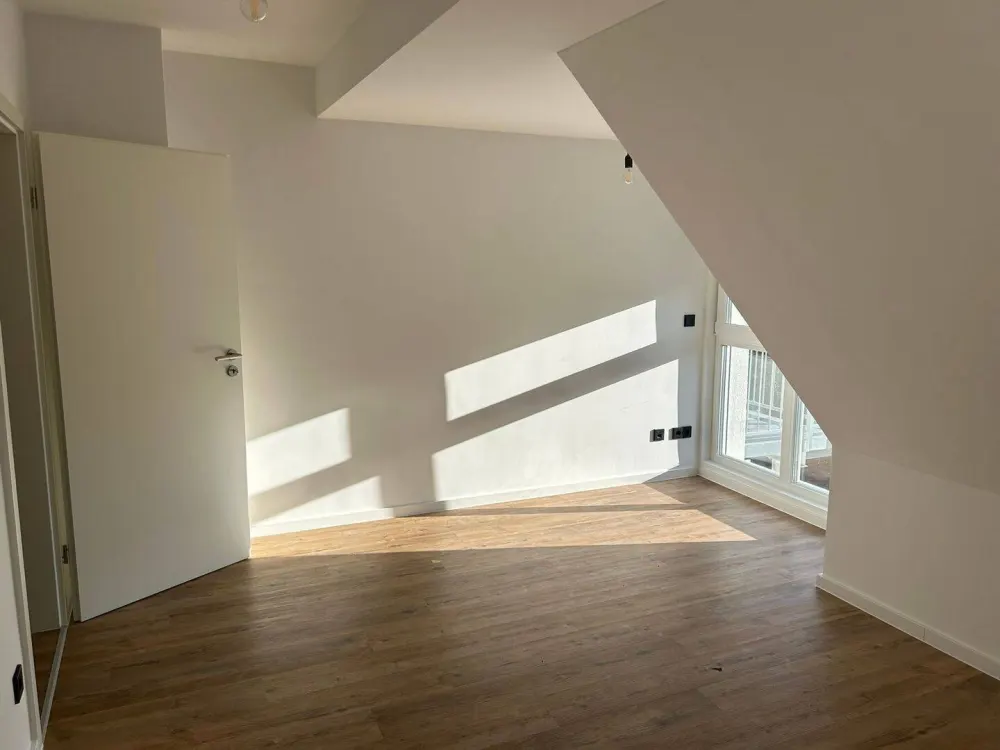 2-Zimmerwohnung, 1. Bezug nach Renovierung