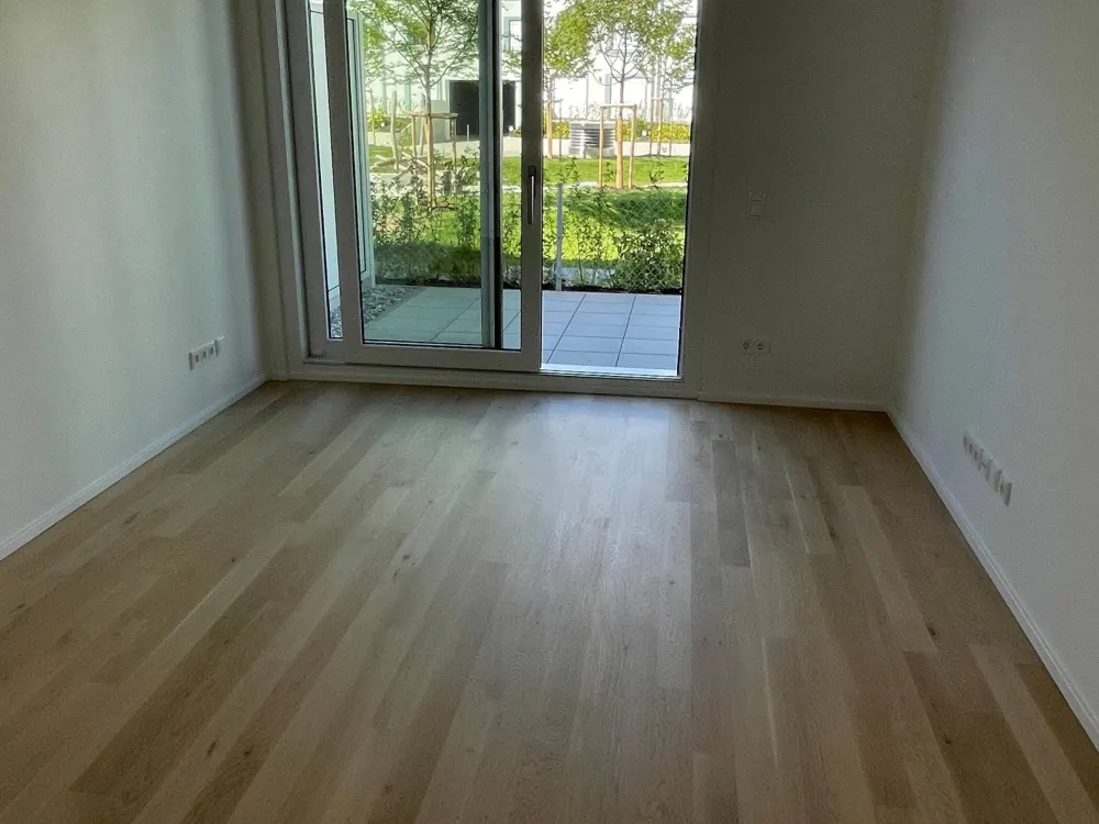 Neubau: Exklusive Top geschnittene 2-Zimmer Terrassenwohnung mit Blick ins Grüne & EBK in Top Lage