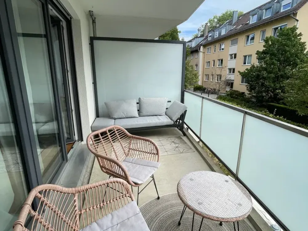 Schöne, ruhige, 3 Zimmer Wohnung mit Balkon