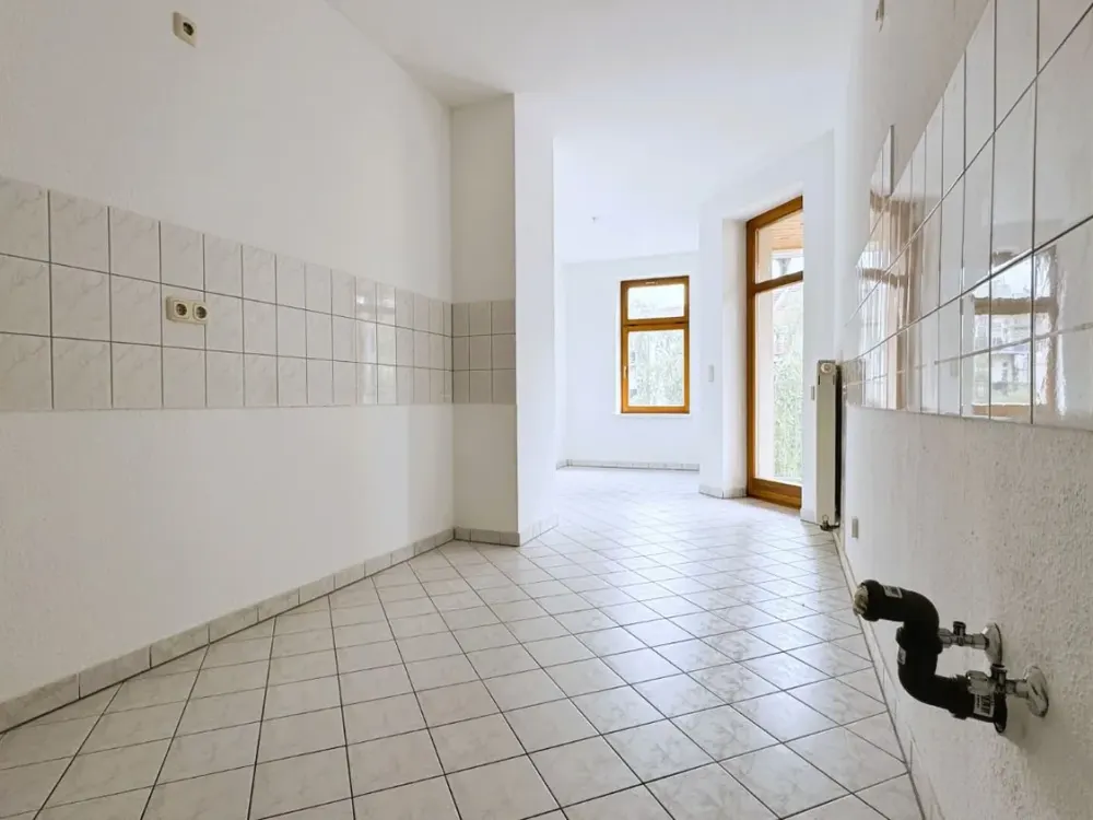Helle 2-Zimmer-Wohnung mit Balkon in Leipzig Möckern