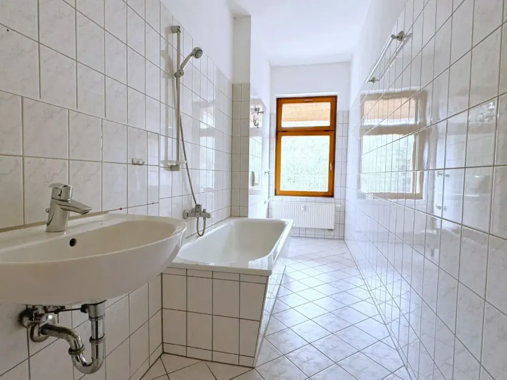 Helle 2-Zimmer-Wohnung mit Balkon in Leipzig Möckern