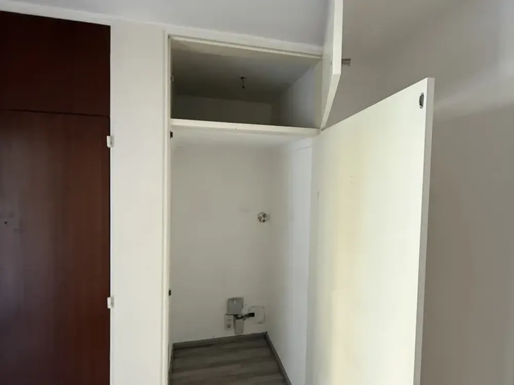 Schöne 3 Zimmer Wohnung nähe Schlosspark und Benrather Krankenhaus, befristet