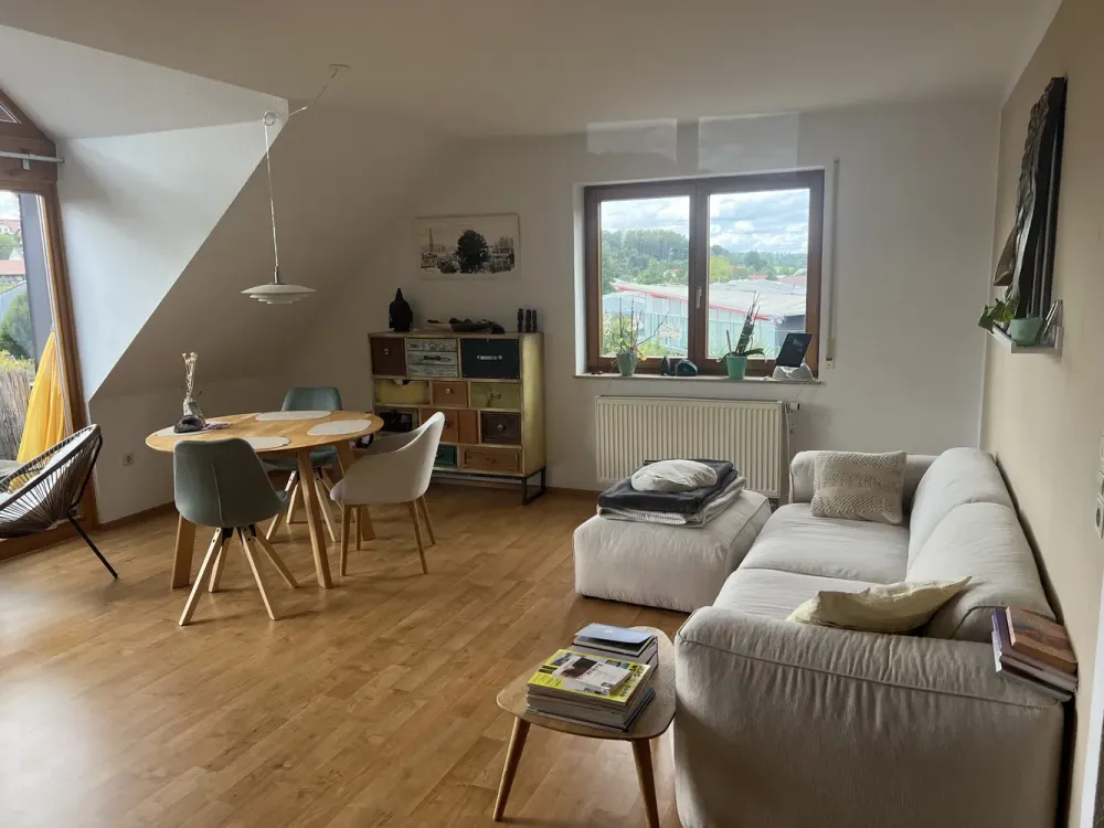 Furnished 59 m² Temporary Apartment with Balcony & Carport in Ochsenhausen