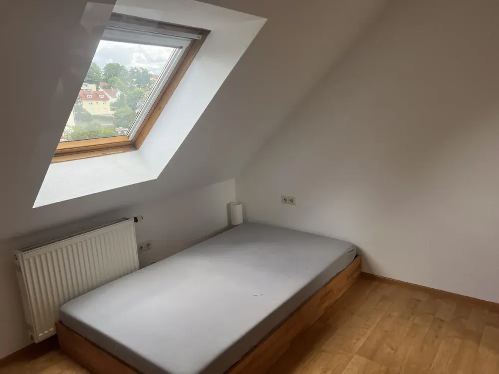 Furnished 59 m² Temporary Apartment with Balcony & Carport in Ochsenhausen