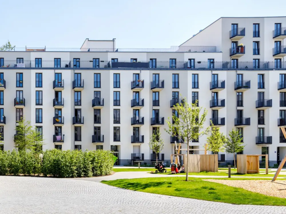 Familienglück * 3-Zi. mit Wintergarten und Balkon * 82 m² * Baujahr 2020