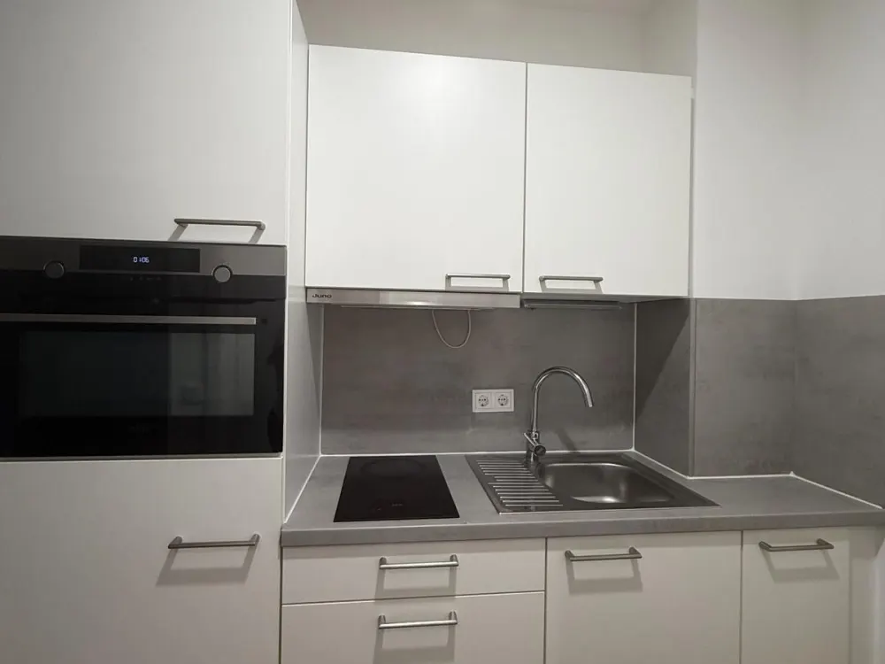 Helle 1-Zimmer-Wohnung mit Balkon- ab sofort verfügbar