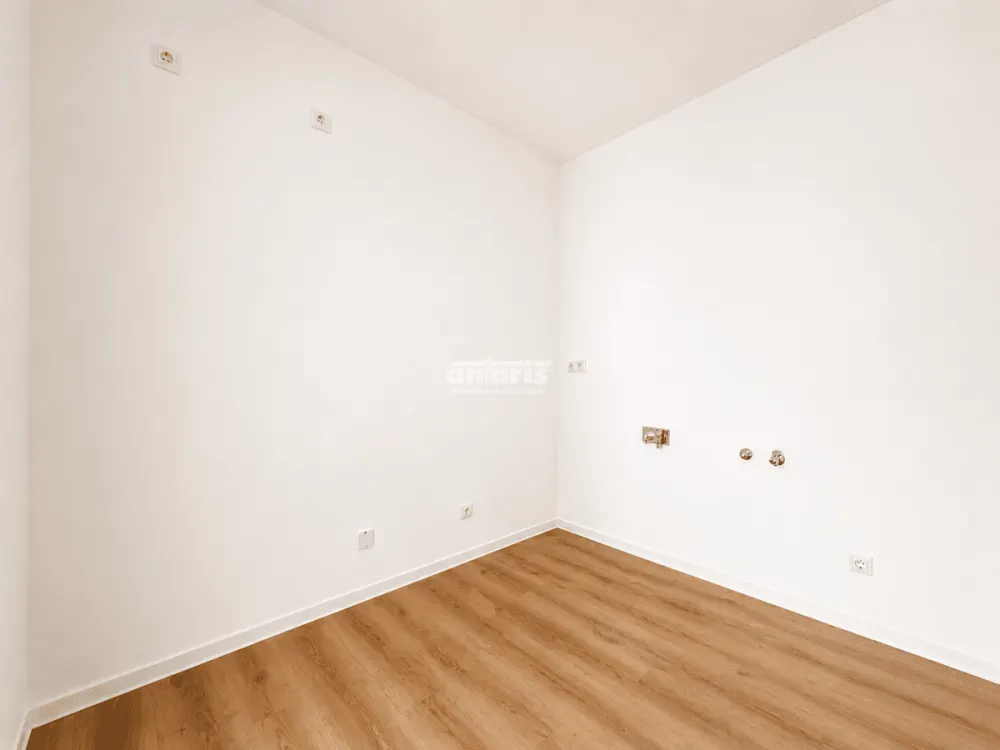 antaris Immobilien GmbH **freundliche 2-Zimmer-Wohnung mit Balkon in moderner Umgebung**