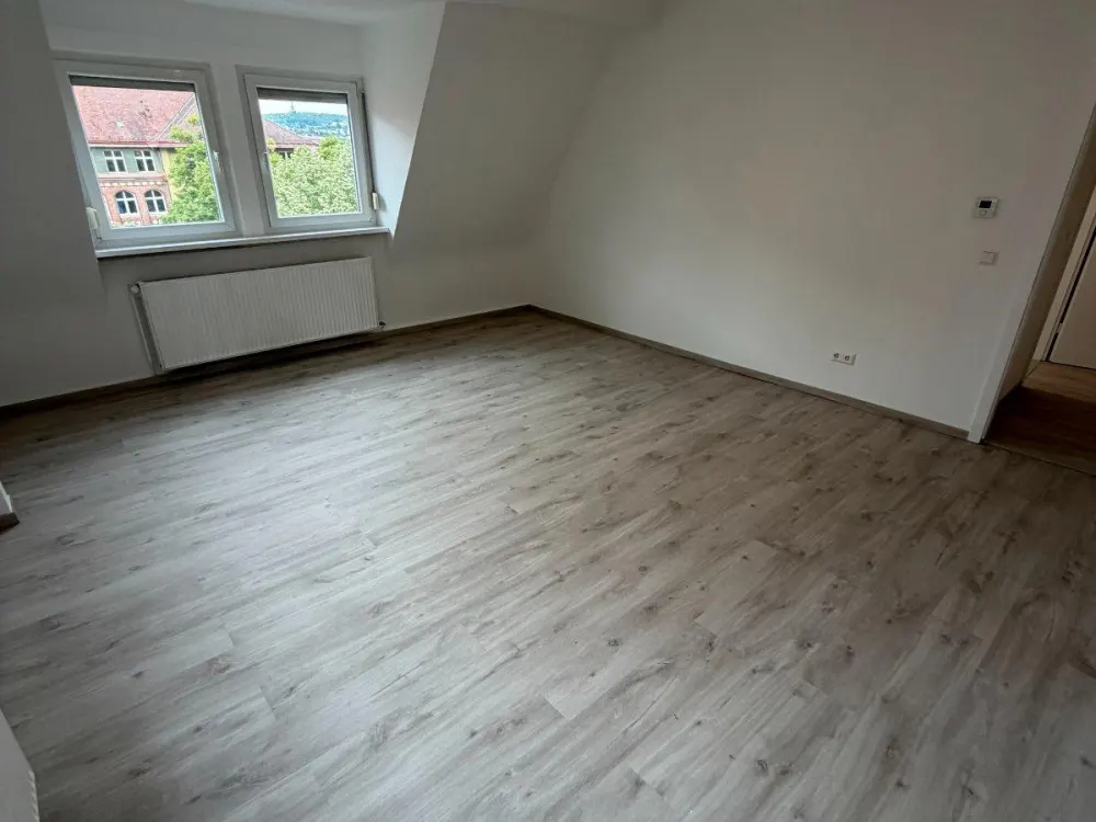 neu renovierte 3 Zimmerwohnung in Stgt - West zu vermieten