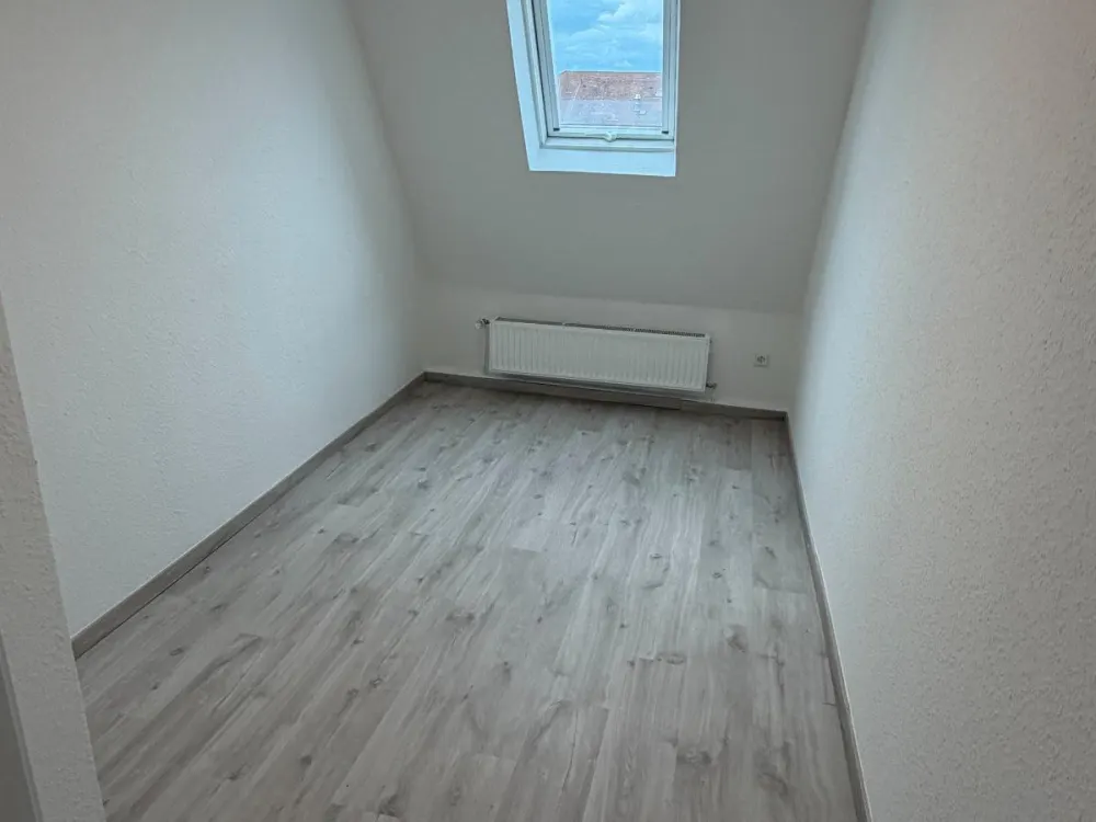 neu renovierte 3 Zimmerwohnung in Stgt - West zu vermieten