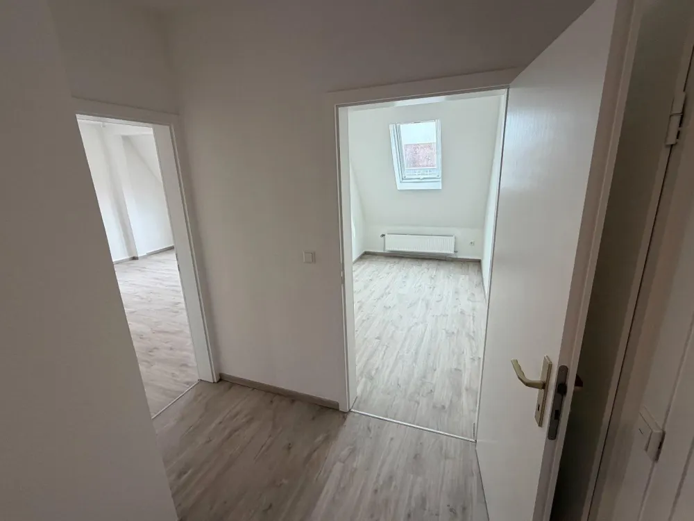 neu renovierte 3 Zimmerwohnung in Stgt - West zu vermieten