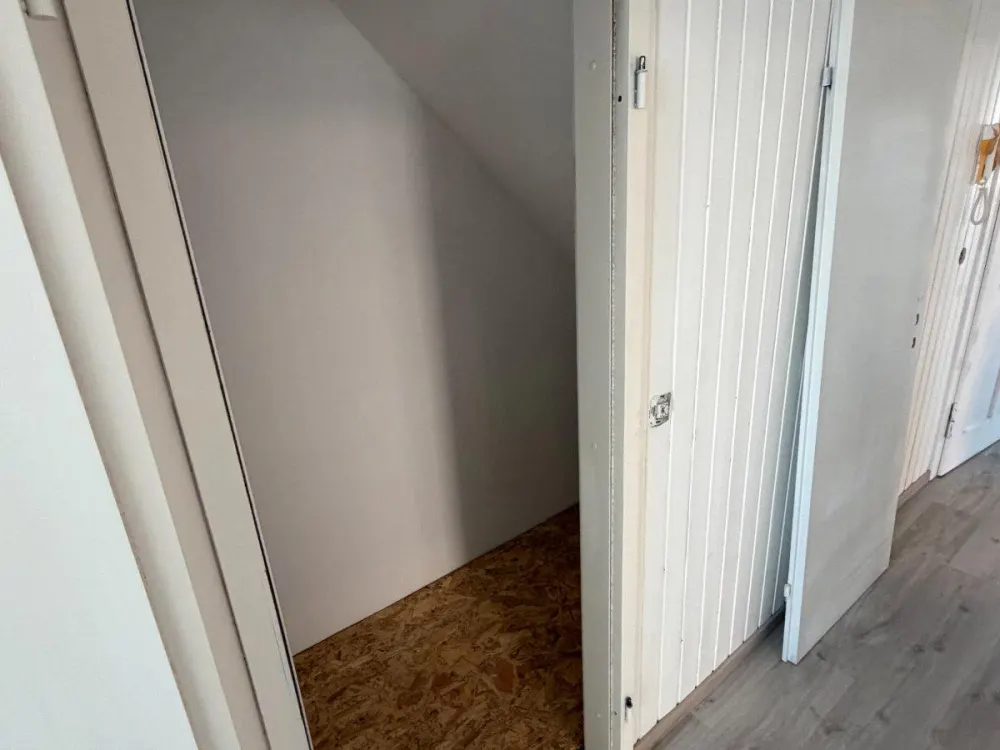 neu renovierte 3 Zimmerwohnung in Stgt - West zu vermieten