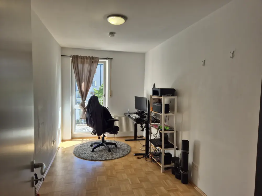 Stylish 3-Room Apartment with High-End Interior and Fitted Kitchen in Munich Obergiesing