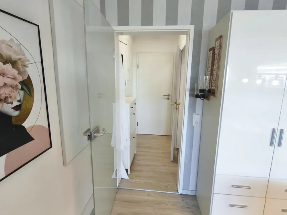 Modernisiertes 1-Zimmer-Appartement mit Balkon und Weitblick bis zum Bodensee in Tettnang