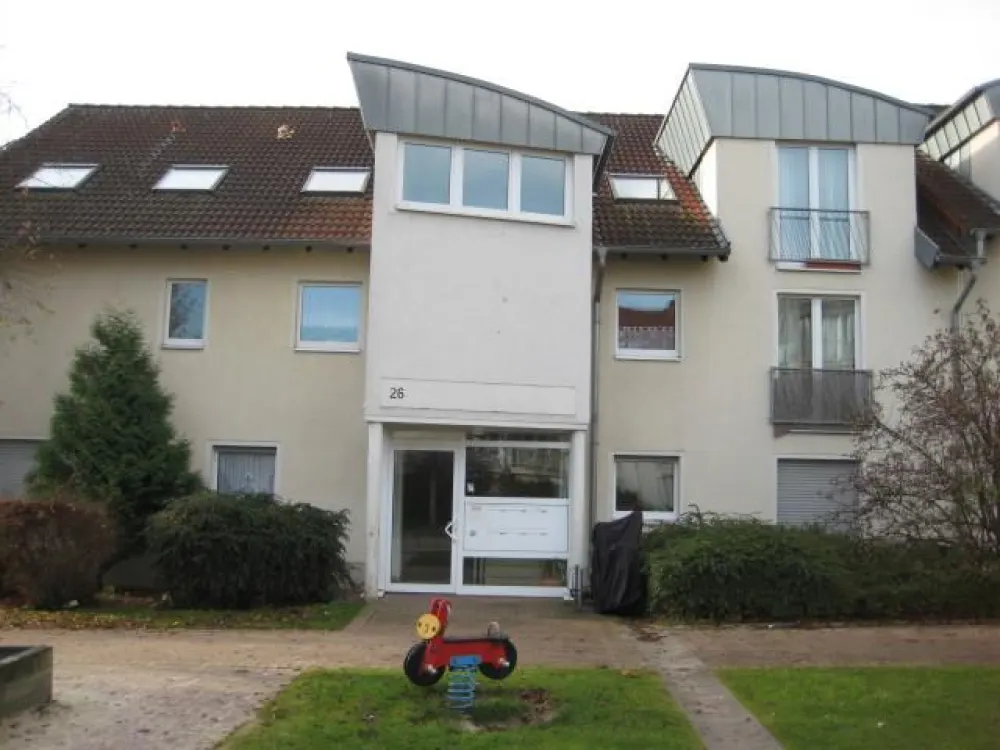 Helle 3-Zimmer-Wohnung mit großem Badezimmer inkl PKW Stellplatz