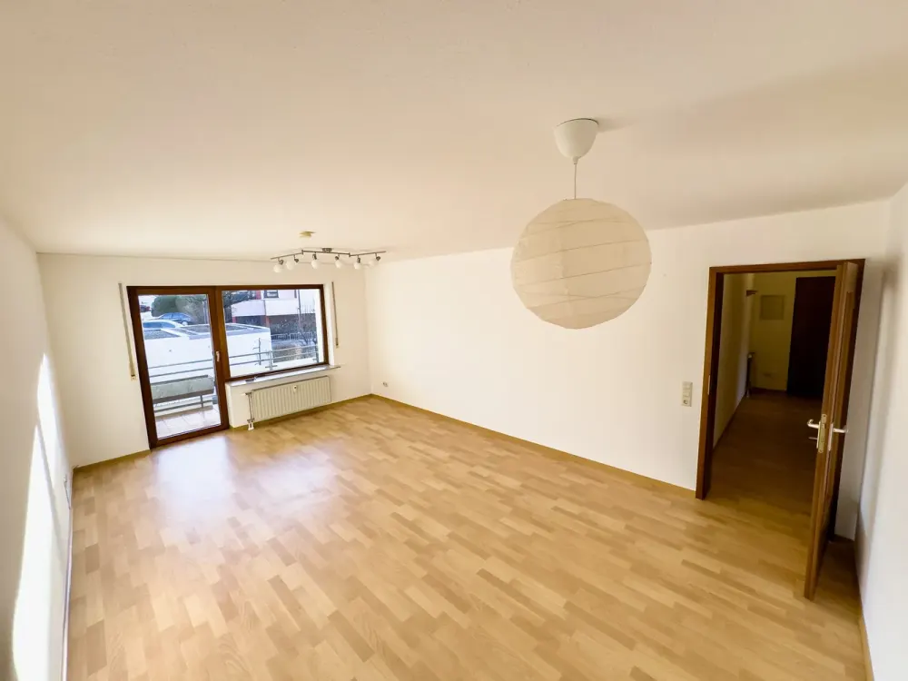 Alltagstaugliche 2-Zimmer-Wohnung mit Süd-Balkon in Rutesheim