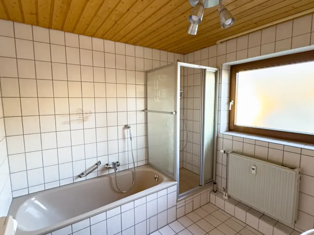 Alltagstaugliche 2-Zimmer-Wohnung mit Süd-Balkon in Rutesheim