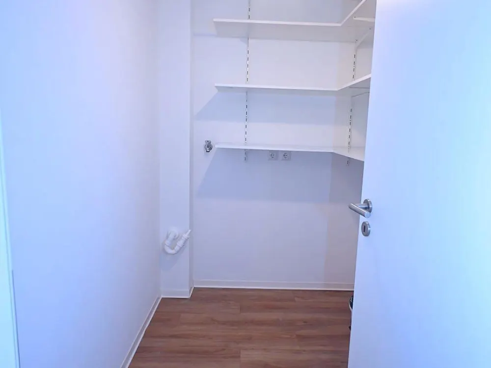 Moderne 3-Zimmer-Wohnung mit großzügiger Terrasse - Burgwedel