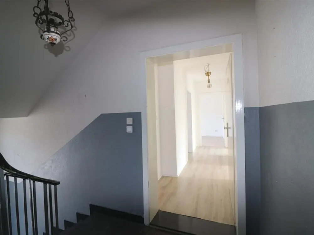 *4 Zimmer mit Balkon* in Krefeld, Dießemer Str.