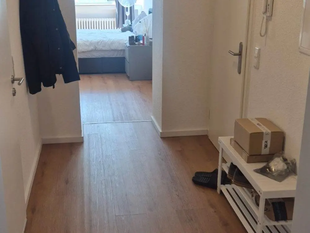 Helle, moderne 2-Zimmer-Erdgeschosswohnung in Flingern-Nord (Zw