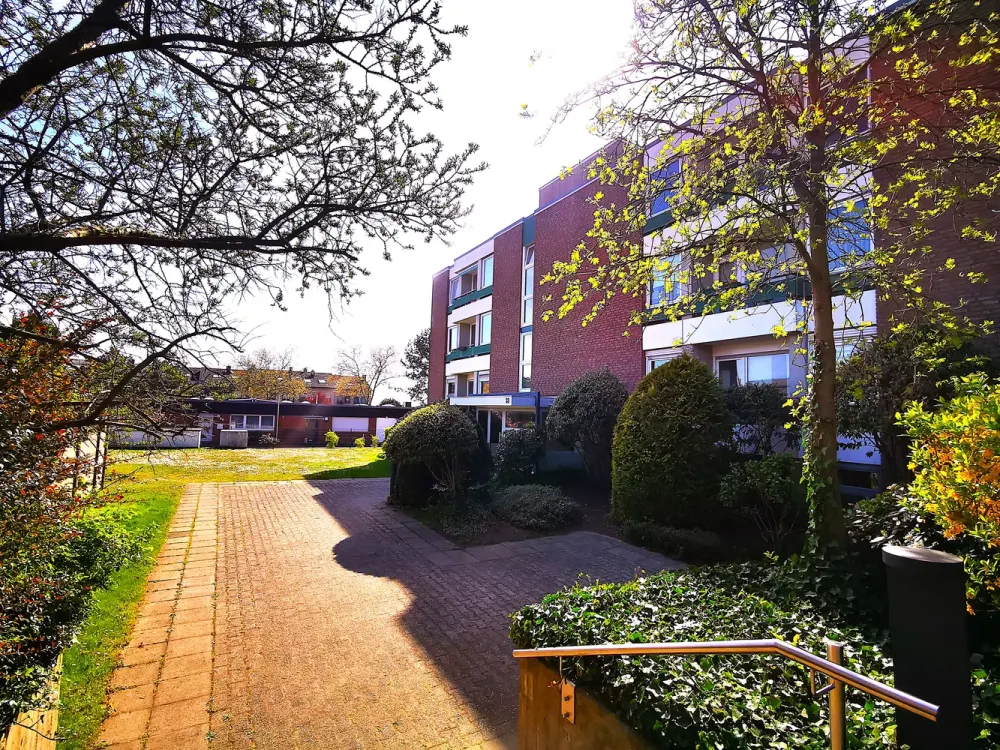 RUHIGE 2,5 ZIMMER WOHNUNG