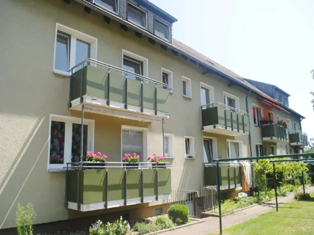 Ab Oktober zu besichtigen-3-Zimmer-Wohnung in der City im Angebot, mit Bodenbelägen