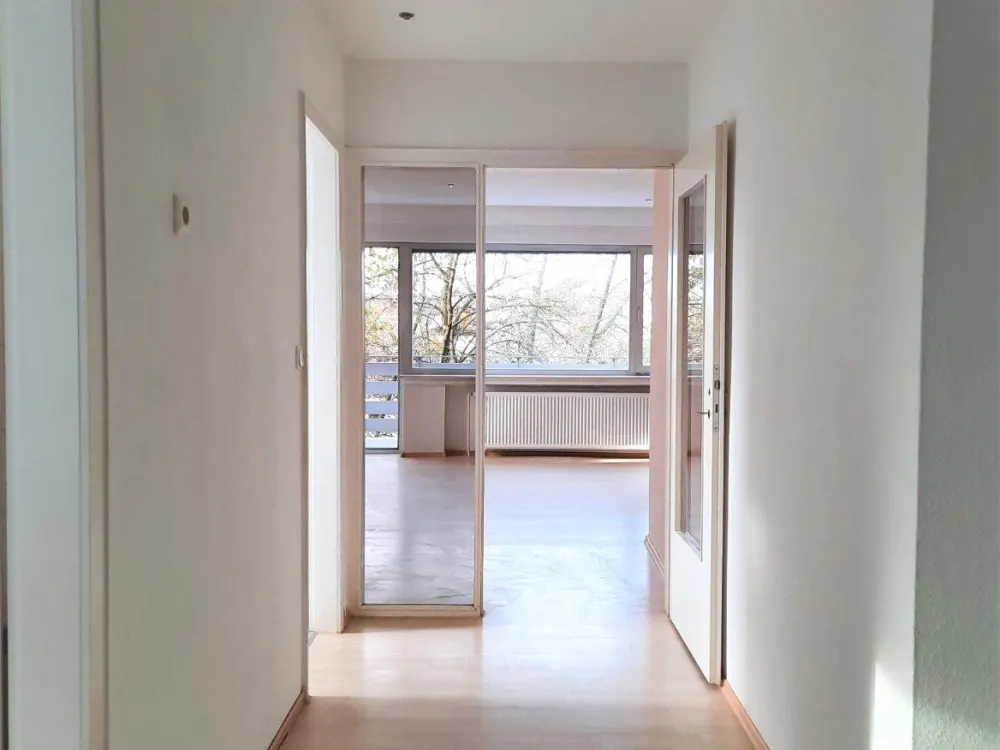 The bright apartment combines tranquility, comfort and spaciousness