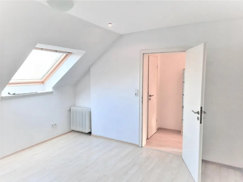 The bright apartment combines tranquility, comfort and spaciousness
