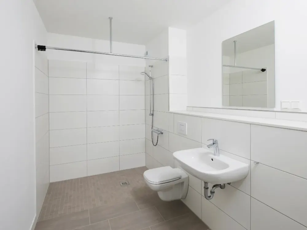Beautiful 2-Room Apartment with Balcony