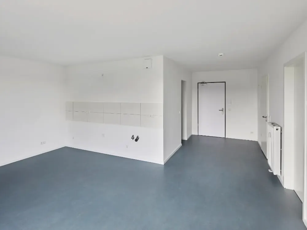 Beautiful 2-Room Apartment with Balcony