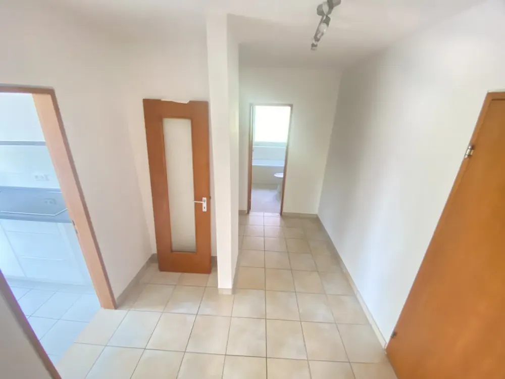 Schöne renovierte 2-Zimmer Wohnung in Freiberg am Neckar