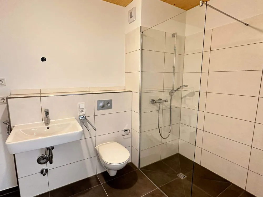 *FRANKENALLEE*: Barrierefreie 2-Zimmerwohnung inkl. Einbauku¨che