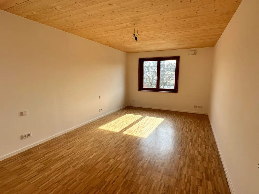 *FRANKENALLEE*: Barrierefreie 2-Zimmerwohnung inkl. Einbauku¨che