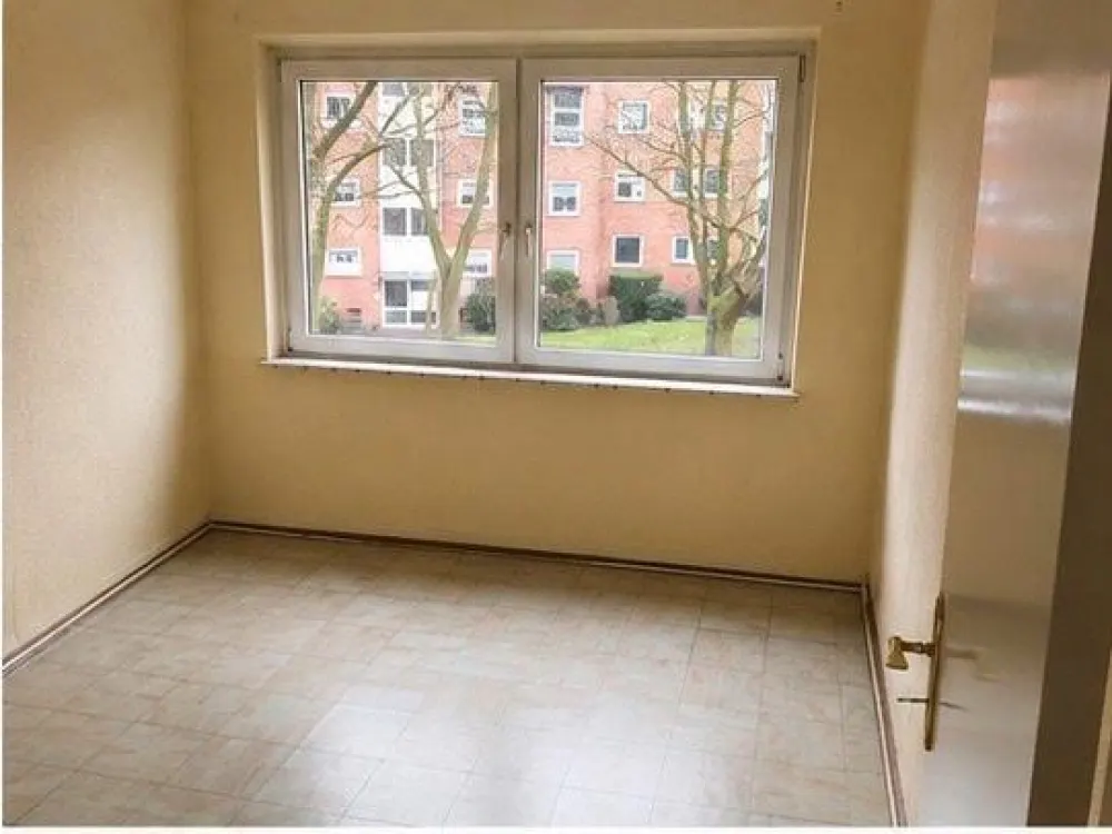 Freundliche 3 Raum-Wohnung mit EBK und Balkon ab 1.10.26