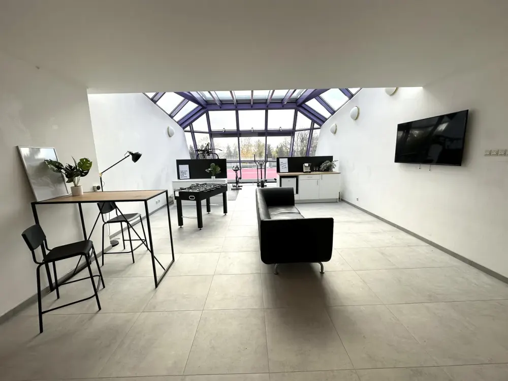 Fully Furnished Studio Apartments in the Heart of Sindelfingen Including Fitness Area Available Immediately