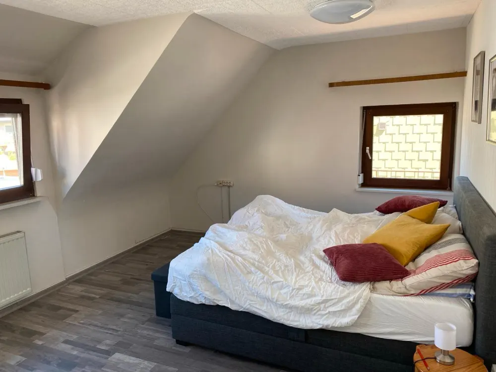 Helle 75m2 2 ZKB Wohnung in ruhiger Lage mit Balkon