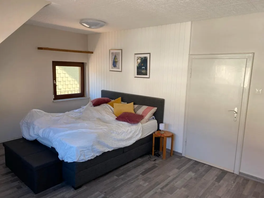 Helle 75m2 2 ZKB Wohnung in ruhiger Lage mit Balkon